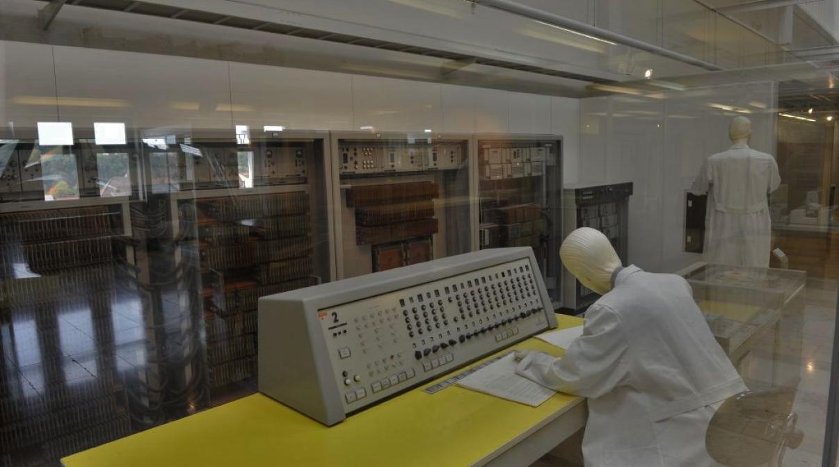 hero-banner-background